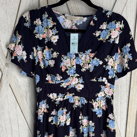 LOFT Navy Floral V-Neck Dress - Picture 3 of 10